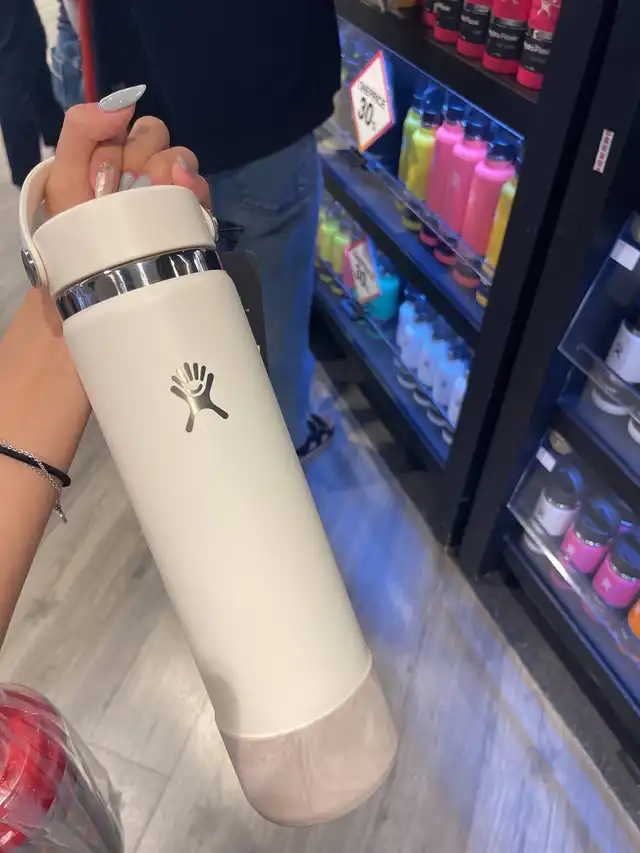 ˖*° DO NOT GET HYDROFLASK *° ˖
